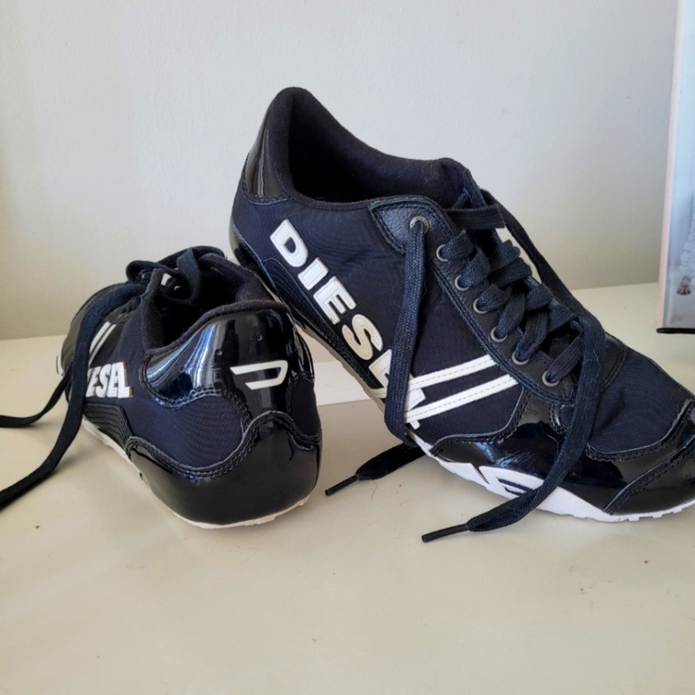 DIESEL LOGO SNEAKERS